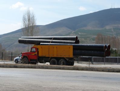 KIPTAŞ - Bayburt'ta Yeni Su İsale Hattı Yapımına Başlandı