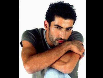 KENAN İMİRZALIOĞLU - Kenan'ın reklam aşkı Perihan