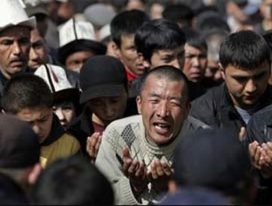 Kırgızistan'da olaylar durulmuyor