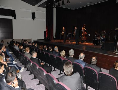 EVRENSELLIK - Malatya İnönü Üniversitesi Konser Salonu Törenle Açıldı