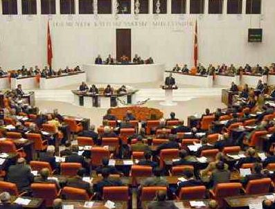 1,2,3,4 ve 5. maddeler Meclis'ten geçti