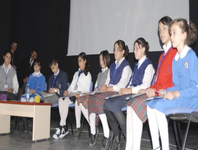 VELI KIŞIOĞLU - Afyonkarahisar'da 'Nasıl Bir Eğitim İstiyorum?' Paneli