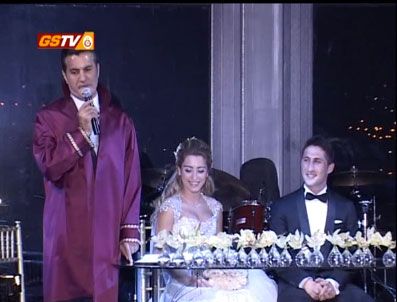 MEHMET AĞAR - Galatasaray'ın genç oyuncusu Sabri evlendi