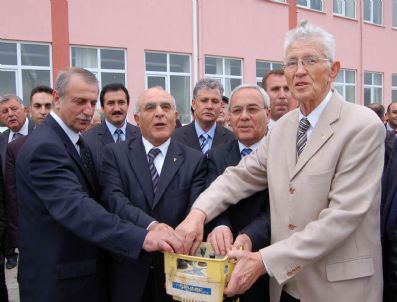 CENGIZ HOROZOĞLU - Simavda Temel Atma Coşkusu