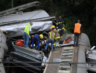 South Afrıca Traın Deraılment