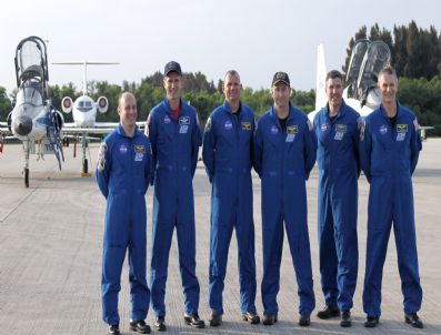 Usa Shuttle Atlantıs Crew Arrıval Tcdt