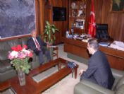 Vali Atış'tan Çelikcan'a Ziyaret