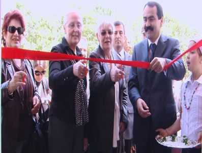 MUSA USLAN - Alaşehir'de Yardım Severlerden Anasınıfı