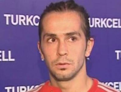 EMRE AŞIK - Ali Turan'ın gelişi Galatasaray'da 4 stoperin gidişine yol açtı