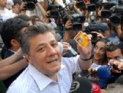 Cumhuriyet'te işler karıştı