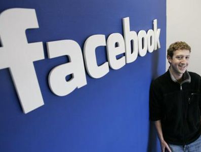 MARK ZUCKERBERG - Facebook Google'ın makamına göz koydu