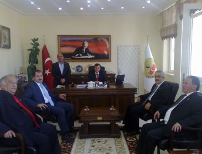 KADIR PERÇI - İl Genel Meclisi'nden Ladik'e Taziye Ziyareti