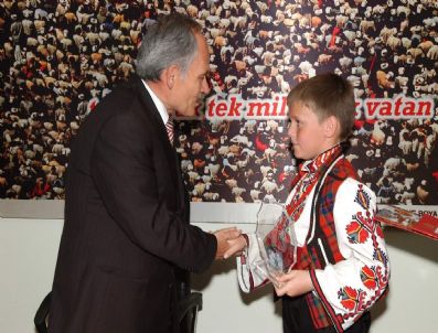 MUSTAFA KARACA - Pev Uluslararası Çocuk Şenliği Başlıyor