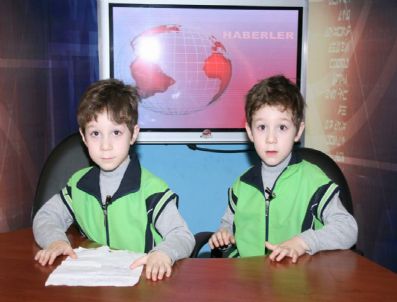 Minik İkizler Sabah Haber Bültenini Başarı İle Sundu