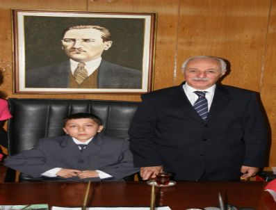 HASAN ÜNVER - Nevşehir'de 23 Nisan Etkinlikleri