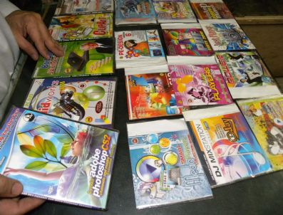 Pakıstan Pırated Software Cds