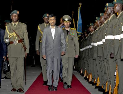 Uganda Iranıan Presıdent Ahmadınejad Vısıts