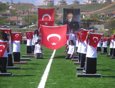 ALI OSMAN ERBIR - Yozgat'ın Sarıkaya İlçesinde 23 Nisan Coşkuyla Kutlandı