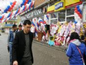 Erciş'te Alışveriş Merkezi İle Ev Eşyası Mağaza Açılışı