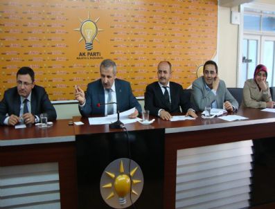 Malatya'da Ak Partili İlçe Ve Belediye Başkanları Toplantıda Biraraya Geldi