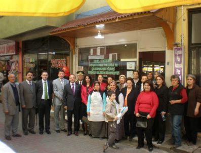 ÖZCAN ULUPINAR - Protokolden Üreten Kadınlara Ziyaret