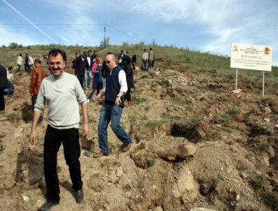 ÇEVRE VE ORMAN BAKANLıĞı - Sivas'ta 'Basın Hatıra Ormanı' Oluşturuldu