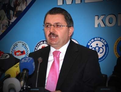 HALIL ETYEMEZ - Gündoğdu: 'En az 150 bin memur alımı olmalı!'