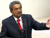 Kamer Genç bunu bir daha yapmıştı