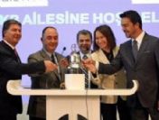 Beyaz Ve Demet Akbağ Latek Lojistik İçin 'Gong' Çaldı