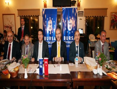 YENER ACAR - Birinci Yılını Kutlayan Başkan Altepe: