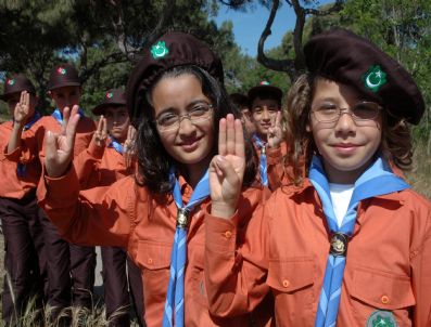 Erdemli'de Minik İzciler Yemin Etti