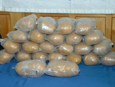Erzurum'da 18 Kilo 615 Gram Esrar Ele Geçirildi