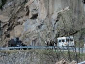 Güvenlik güçleri teröristlerin peşinde