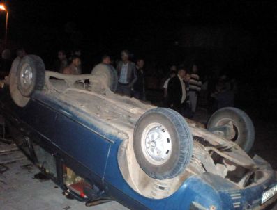 Otomobil Motorsiklete Çarptı: 2 Yaralı