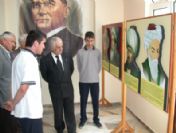 Sakarya Özel Işık Lisesi'nde Türk Edebiyat Galerisi Açıldı