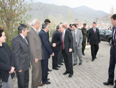ZEKAI ERDEM - Vali Öztürk Pasinler'de İncelemelerde Bulundu