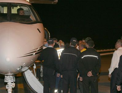 OSMAN KAYA - Yaralı asker Ankara yolunda