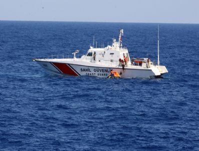 KURTARMA TATBİKATI - Ege Denizinde Arama Kurtarma Tatbikatı
