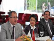 İzmir Basını Basın Müzesi İçin Tek Yürek