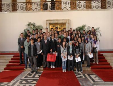 Malatyalı Öğrenciler Tbmm'yi Ziyaret Etti