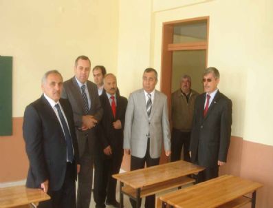 CUMAOVA - Vali Hüseyin Atak, Hendek'te