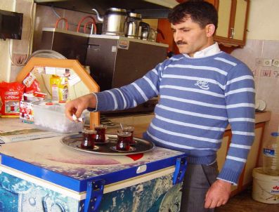 MEHMET AKBAŞ - Hisarcık'ta Umama Açık Yerlerde Ambalajlı Kesme Şeker Kullanım Zorunluluğu