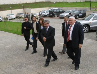 ZAFER ÜSKÜL - TBMM İnsan Hakları Komisyonu Siirt'te çalışmalarına başladı