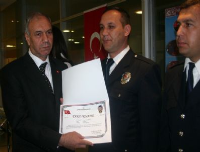 Polisin Gurur Gecesi