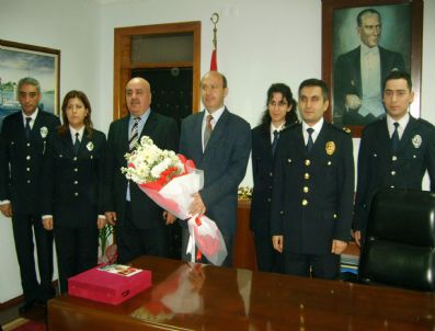 OSMAN EKŞI - Bitnel Ve Tektaş, Kaymakam Ekşi'yi Ziyaret Etti