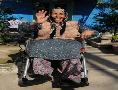 Büyükşehir'den 150 Tekerlekli Sandalye