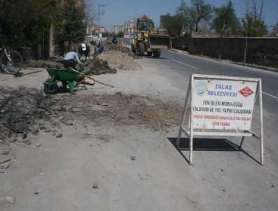 Talas'ın Tarihi Dokusuna Kaldırım Rötuşu