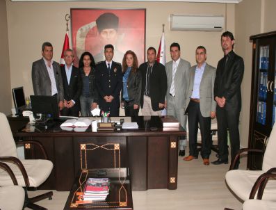 Ak Parti Bornova'dan İlçe Emniyete Ziyaret