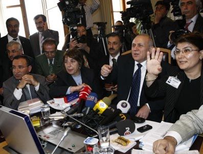 Anayasa paketinde son dakika gelişmesi