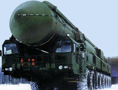 Nükleer silahlanma, küresel ısınma ve insanlığı bekleyen tehditler